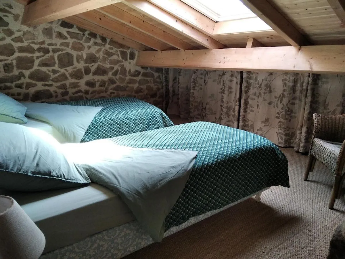 Le Nid, Petit Gite De Campagne Boffres Apartament